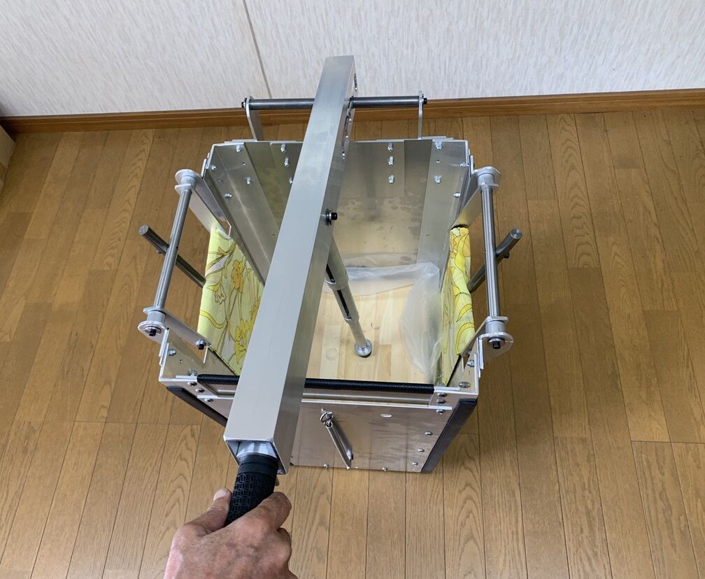 圧縮棒で押す